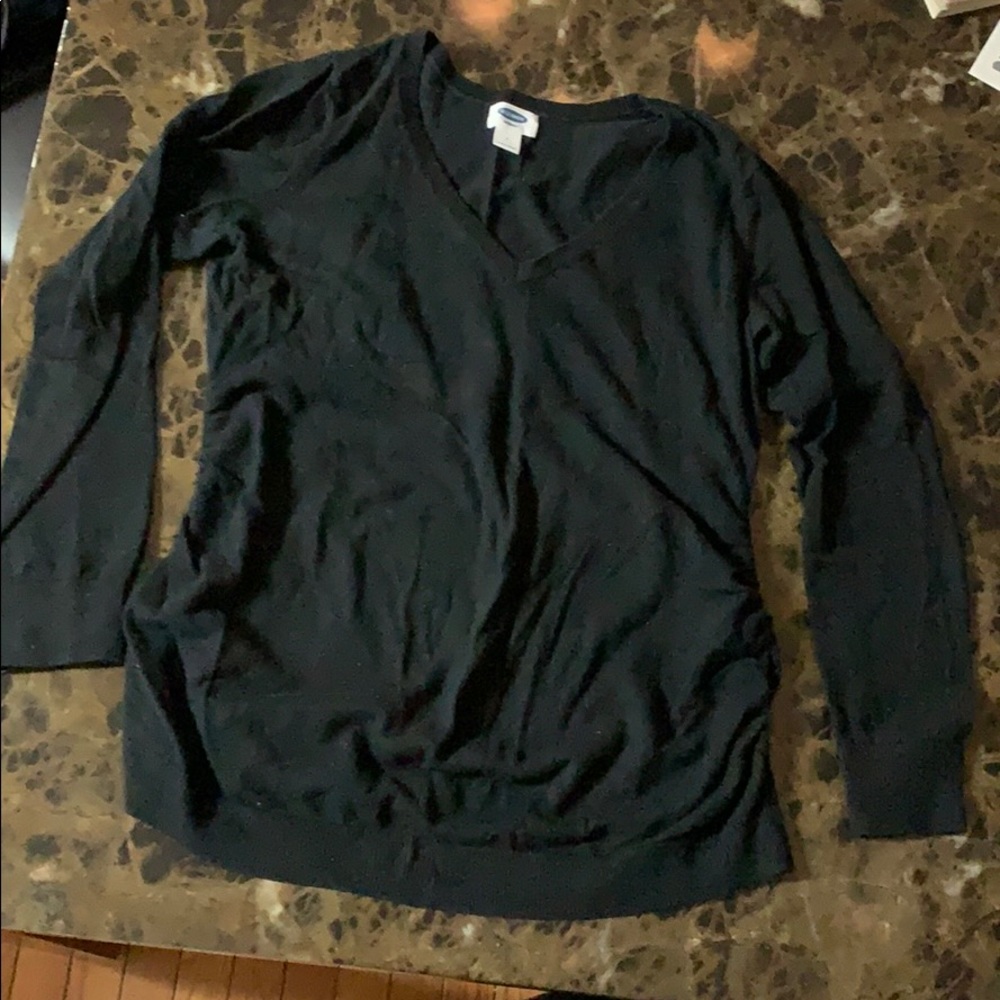 Old Navy black maternity sweater. Size S.